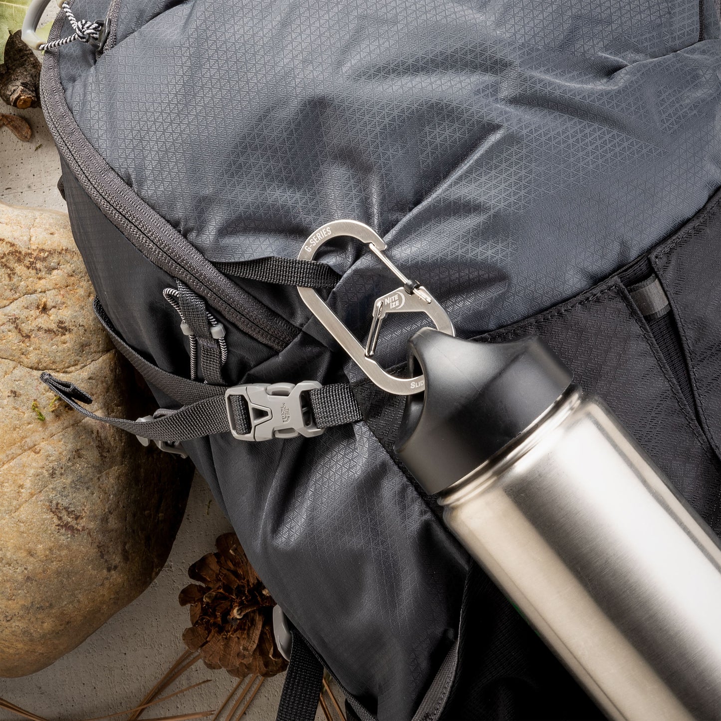 Nite Ize G-Series Dual Chamber Carabiner #2 (Stainless) GS2-11-R6